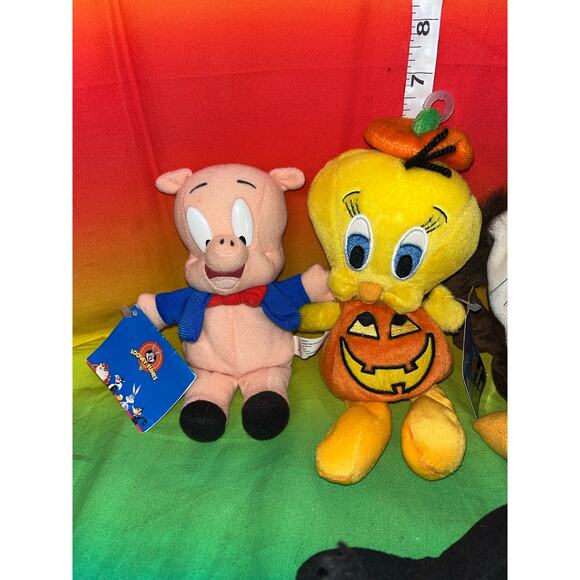 Looney Tunes Bean Bag Plush Tweety Bird Daffy Duck Taz and Porky Pig Figures - Picture 2 of 6